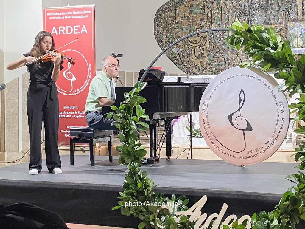AKADEMIJA Čapljina – ARDEA 2022 koncert polaznika violine (1)