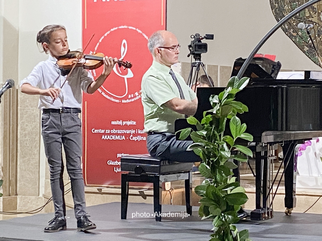 AKADEMIJA Čapljina – ARDEA 2022 koncert polaznika violine (3)