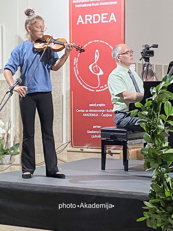AKADEMIJA Čapljina – ARDEA 2022 koncert polaznika violine (7)